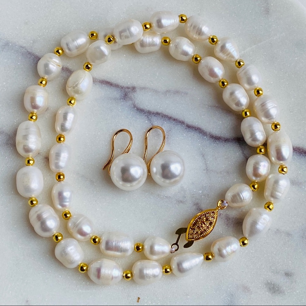 Vintage Pearl Necklace Earrings Set